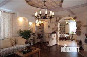 Дом 480м&sup2;, 3-этажный, участок 18 сот.  