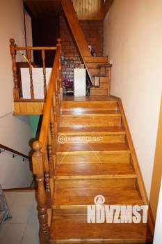 Дом 307м², 2-этажный, участок 25 сот.  