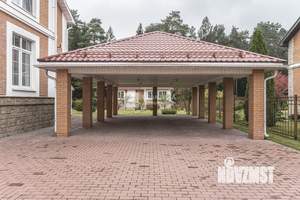 Дом 346м², 2-этажный, участок 17 сот.  