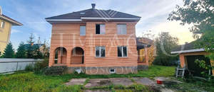 Дом 361м², 3-этажный, участок 10 сот.  