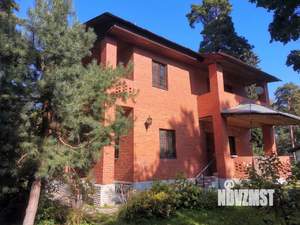 Коттедж 360м&sup2;, 3-этажный, участок 13 сот.  