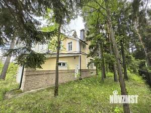 Дом 305м², 3-этажный, участок 17 сот.  