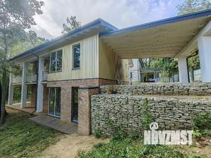 Коттедж 329м², 3-этажный, участок 8 сот.  