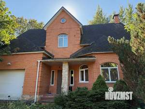 Коттедж 240м², 2-этажный, участок 13 сот.  