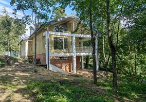 Дом 329м², 3-этажный, участок 8 сот.  