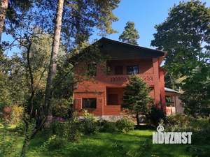 Коттедж 360м², 3-этажный, участок 13 сот.  