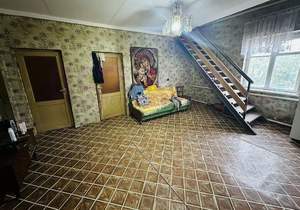Дом 194м², 2-этажный, участок 15 сот.  
