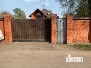Дом 322м², 3-этажный, участок 10 сот.  