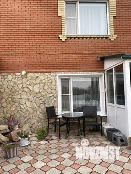 Таунхаус 180м², 2-этажный, участок 5 сот.  