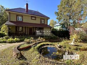 Дом 372м&sup2;, 4-этажный, участок 15 сот.  