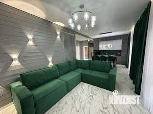 Дом 199м², 2-этажный, участок 10 сот.  