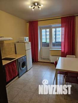 1-к квартира, посуточно, 40м2, 4/14 этаж