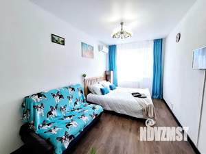 2-к квартира, посуточно, 35м2, 10/17 этаж