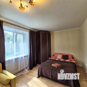 1-к квартира, посуточно, 32м2, 1/1 этаж