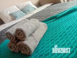 1-к квартира, посуточно, 40м2, 7/19 этаж