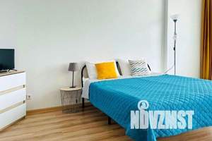 1-к квартира, посуточно, 34м2, 8/23 этаж