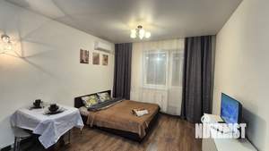 Студия квартира, посуточно, 27м2, 10/18 этаж