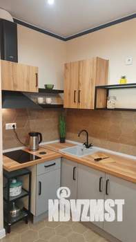 Студия квартира, посуточно, 22м2, 1/12 этаж