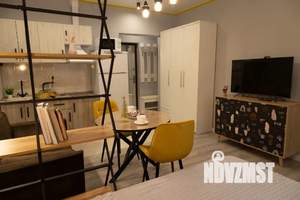 Студия квартира, посуточно, 24м2, 1/12 этаж