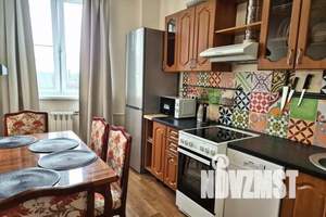 1-к квартира, посуточно, 35м2, 6/20 этаж