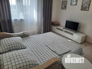 1-к квартира, посуточно, 33м2, 13/17 этаж
