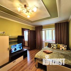 2-к квартира, посуточно, 46м2, 1/1 этаж
