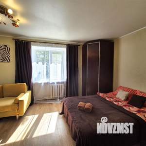 1-к квартира, посуточно, 32м2, 1/1 этаж