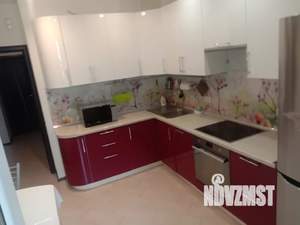 1-к квартира, посуточно, 40м2, 7/19 этаж
