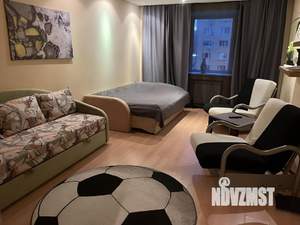 1-к квартира, посуточно, 48м2, 4/10 этаж