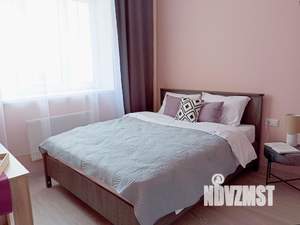1-к квартира, посуточно, 17м2, 1/17 этаж