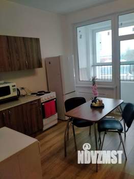 1-к квартира, посуточно, 37м2, 1/1 этаж