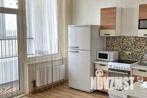 1-к квартира, посуточно, 34м2, 8/23 этаж