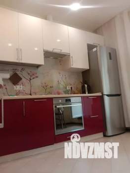 1-к квартира, посуточно, 40м2, 7/19 этаж