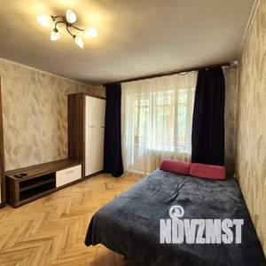 1-к квартира, посуточно, 32м2, 2/9 этаж