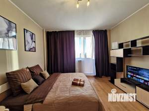 1-к квартира, посуточно, 40м2, 1/1 этаж