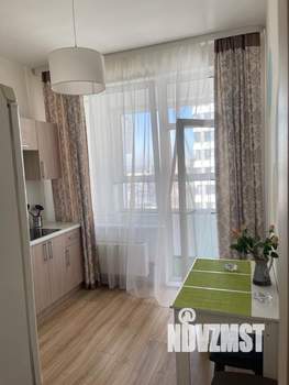 1-к квартира, посуточно, 40м2, 16/22 этаж