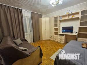 1-к квартира, посуточно, 35м2, 6/9 этаж