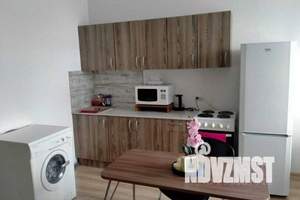 1-к квартира, посуточно, 37м2, 3/22 этаж