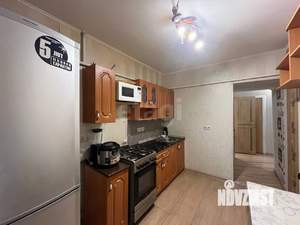 3-к квартира, вторичка, 60м2, 1/9 этаж