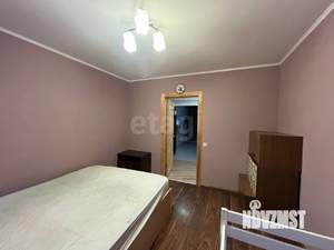 3-к квартира, вторичка, 60м2, 1/9 этаж