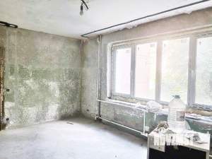 2-к квартира, вторичка, 57м2, 1/9 этаж