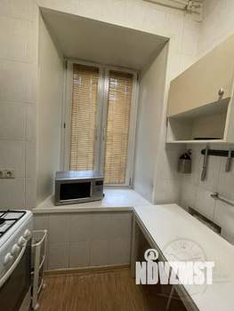 2-к квартира, вторичка, 32м2, 1/3 этаж