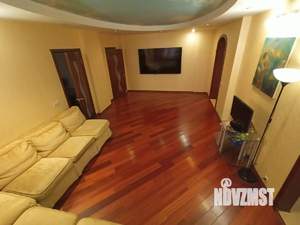 3-к квартира, вторичка, 113м2, 3/17 этаж