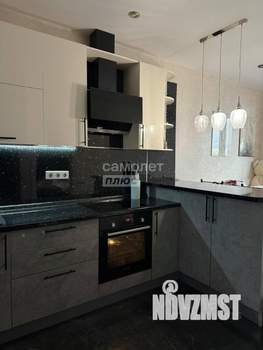 2-к квартира, вторичка, 44м2, 1/23 этаж