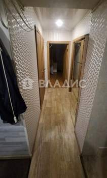 3-к квартира, вторичка, 58м2, 1/9 этаж