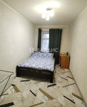 2-к квартира, вторичка, 43м2, 1/5 этаж