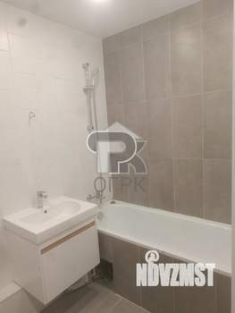 2-к квартира, вторичка, 58м2, 4/15 этаж