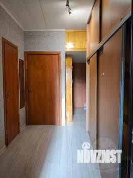 2-к квартира, вторичка, 49м2, 1/25 этаж