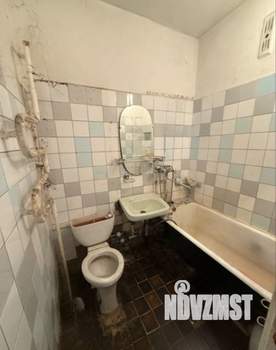 3-к квартира, вторичка, 58м2, 5/5 этаж