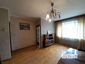 3-к квартира, вторичка, 54м2, 4/4 этаж
